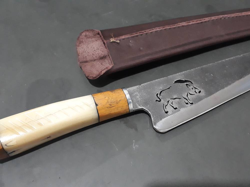 Faca Artesanal Metal de Arado e Cabo de Osso - Imagem 9