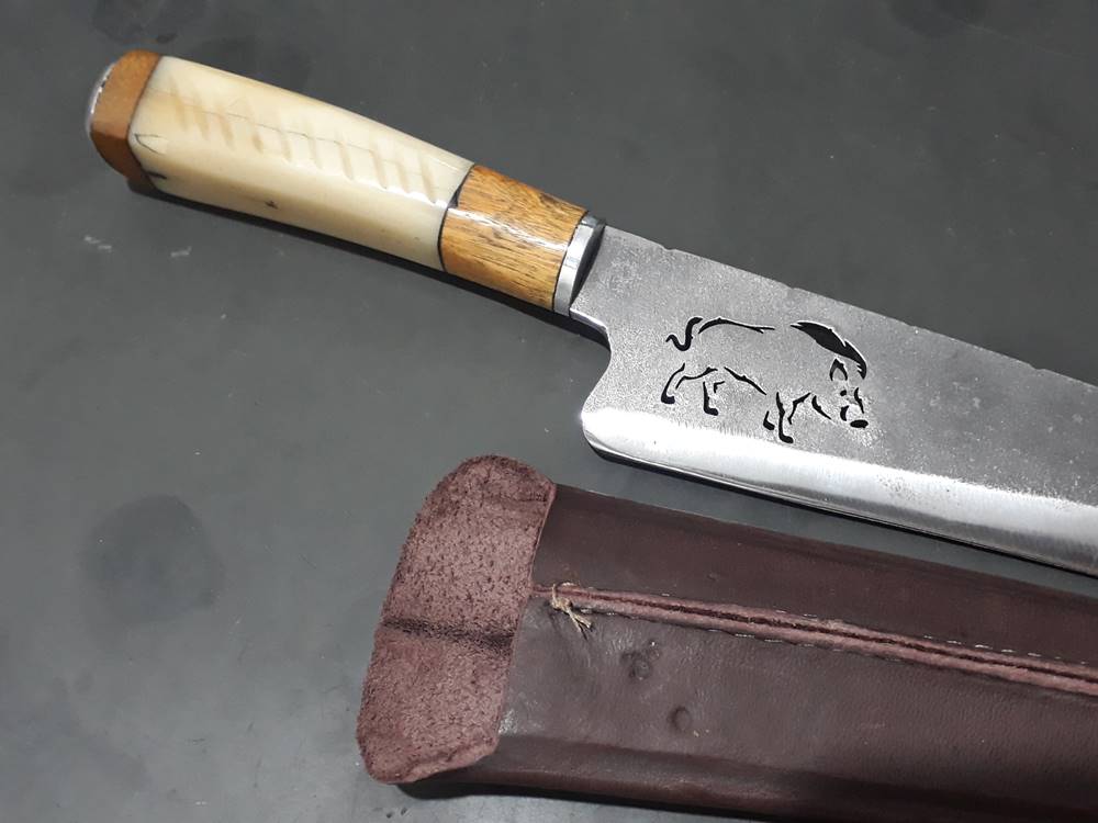 Faca Artesanal Metal de Arado e Cabo de Osso - Imagem 4